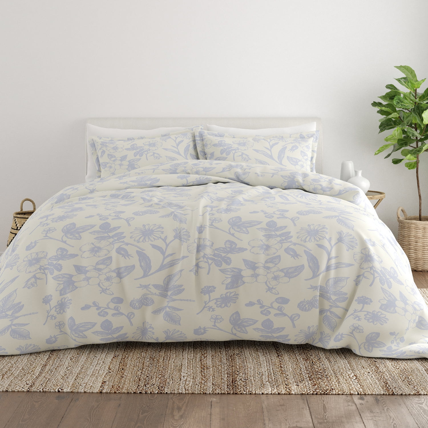 Noble Linens Light Blue Garden Pattern 3-Piece Duvet Cover Set, King ...