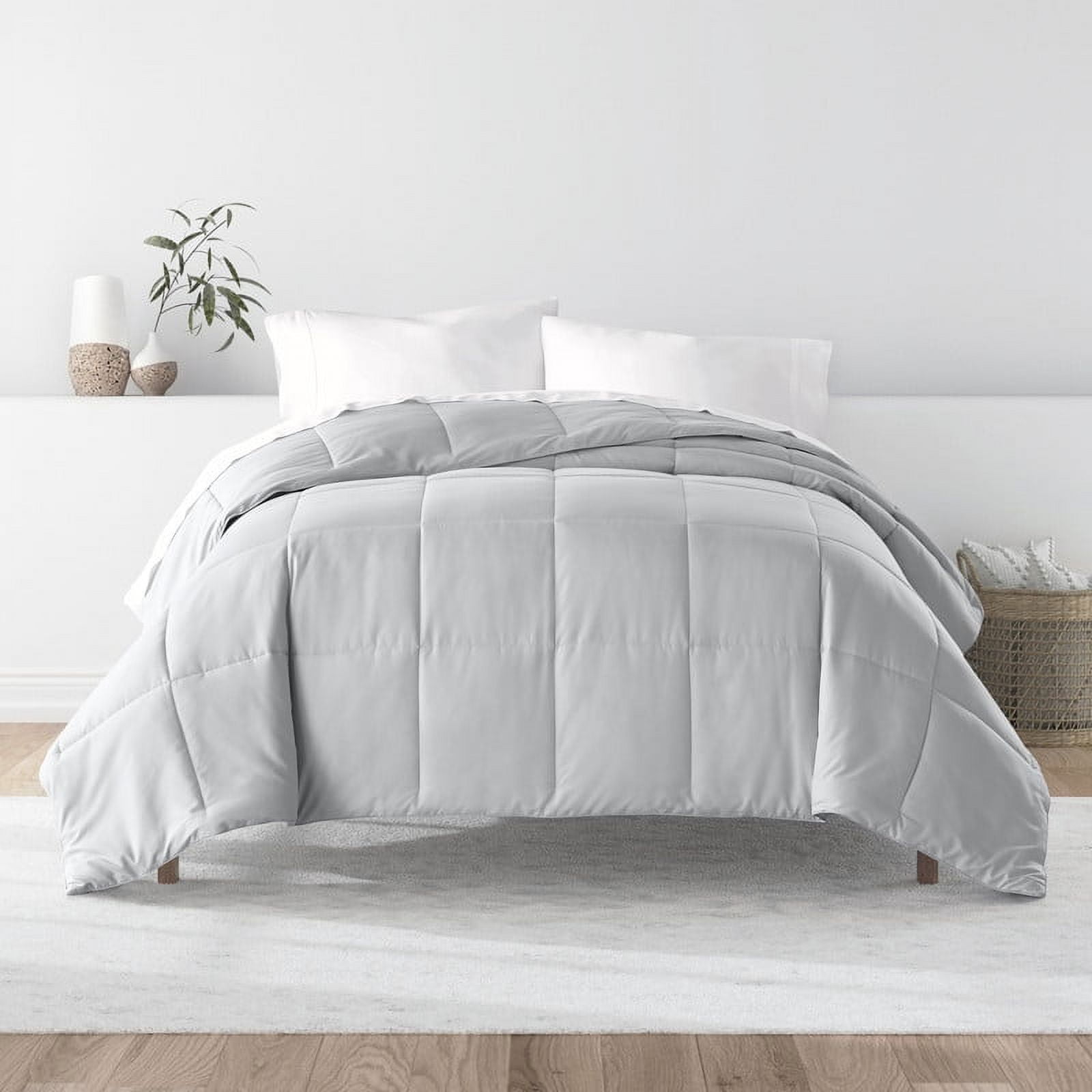 Light Gray Full/Queen Reversible Down Alternative Comforter Set