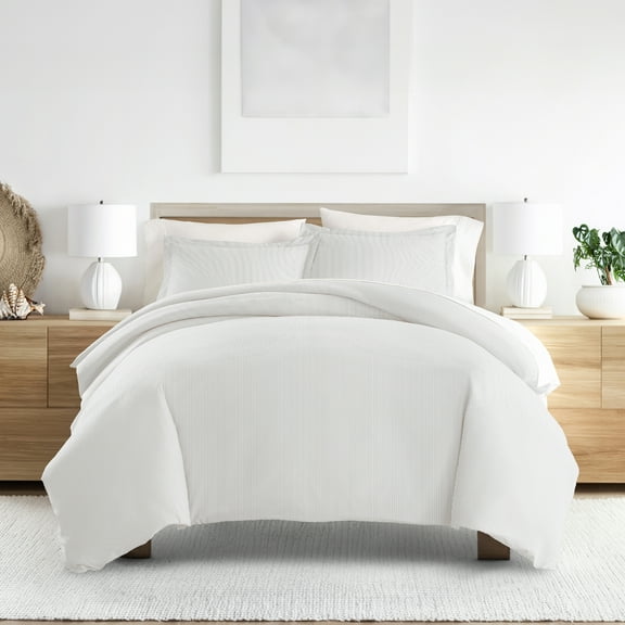 Noble Linens Light Gray Pinstriped Pattern 3-Piece Duvet Cover Set, King/Calking