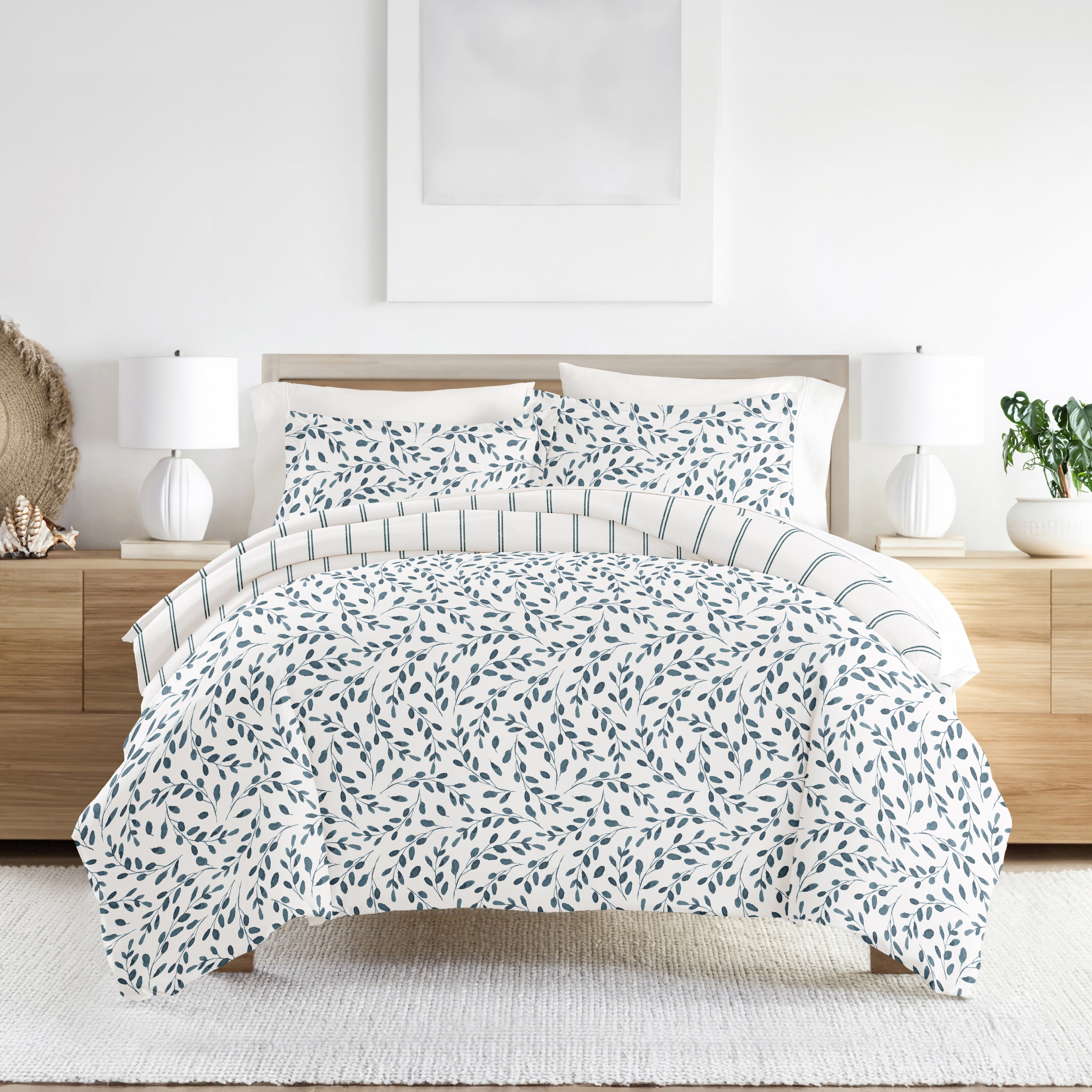Noble Linens Watercolor Vines Blue 3-Piece Patterned Duvet Cover Set, King