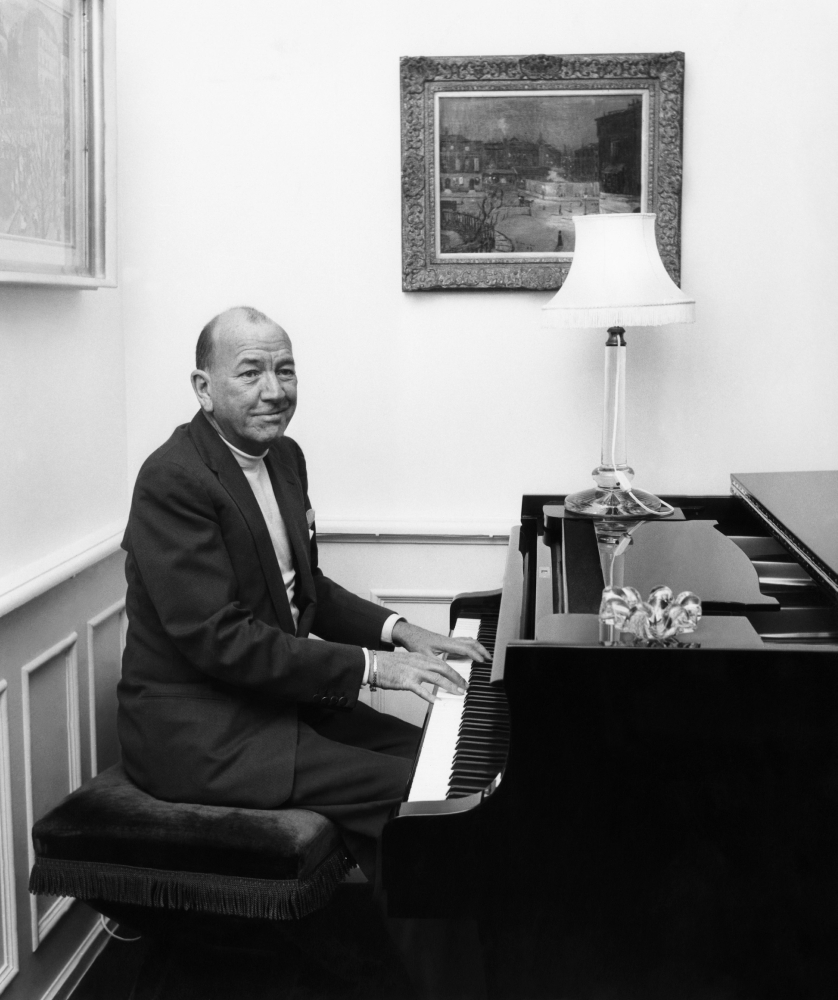 Noel Coward Canvas Art - (16 x 20)
