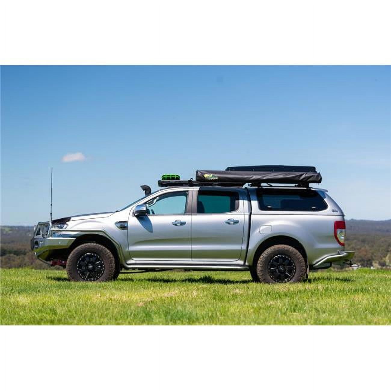 Nomad 1300 Hard Shell Rooftop Tent