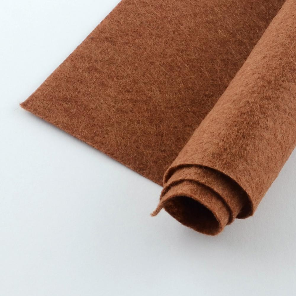 Non Woven Fabric Embroidery Needle Felt for DIY Crafts Square Saddle Brown 298-300x298-300x1mm 50pcs/bag