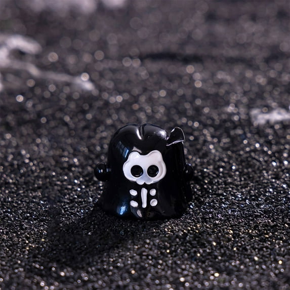 Noothes Halloween Decorations Ghost Figurine, Cute Finger Design Resin Statue for Indoor Mantel Shelf & Tabletop Decor, Durable Whimsical Halloween Decor for Families with Kids