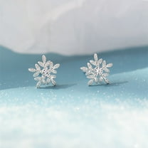 Noothes Stainless Steel Dangle Earrings for Women Frozen Snowflake Zircon Lightweight Durable Easy Care Christmas Wedding Birthday Gift 3x3x1cm 6g