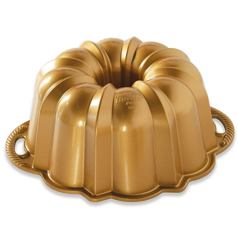 Amazon.com: Nordic Ware Heritage Bundt Pan, One, Gold & Cut