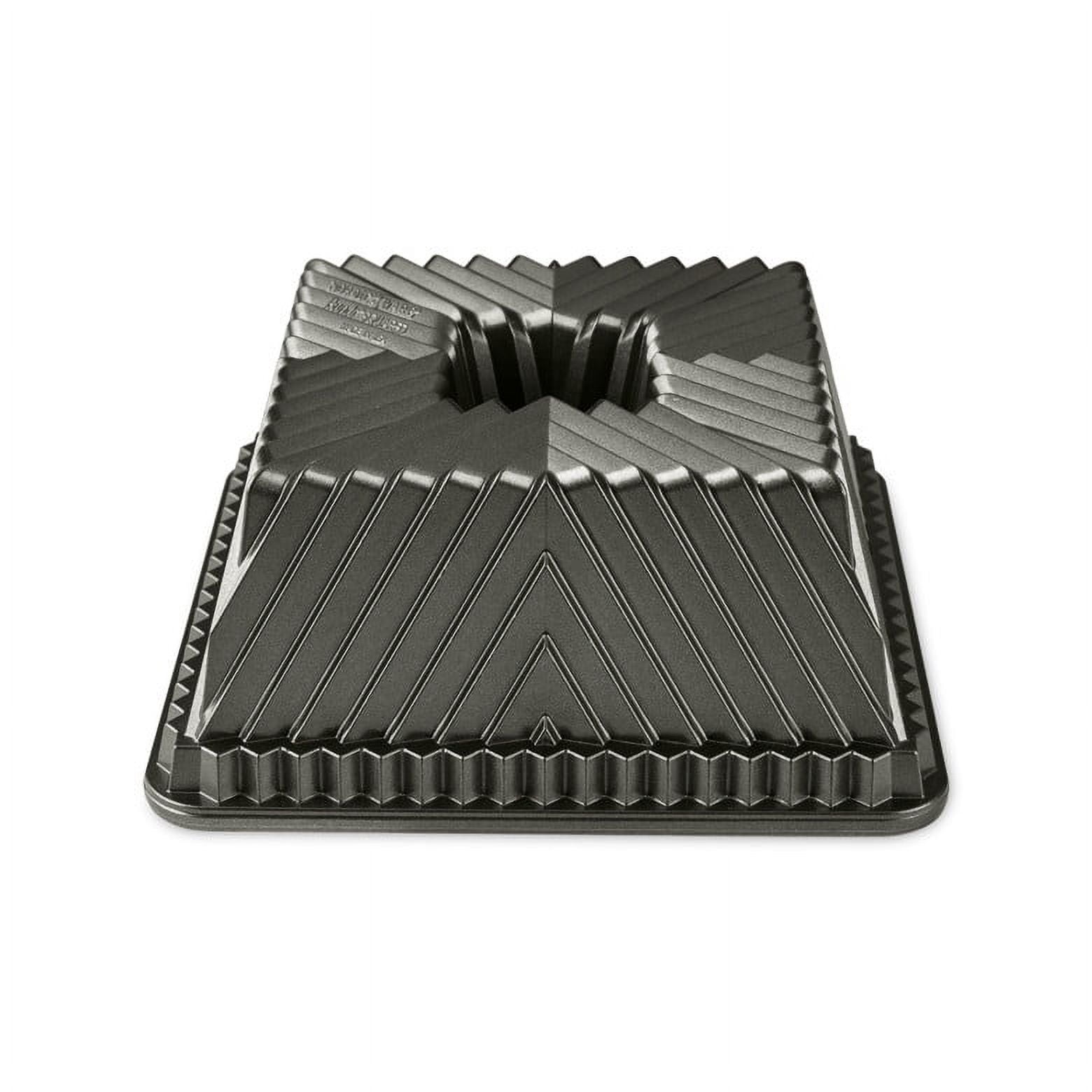 Graphite Non-Stick Aluminum Square Bundt Cake Pan
