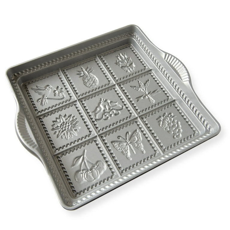 Nordic Ware Treat™ Nonstick 9x9 Square Baking Pan, 1 - Kroger