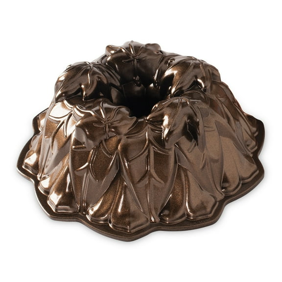 Nordic Ware Harvest Leaves Bundt Pan