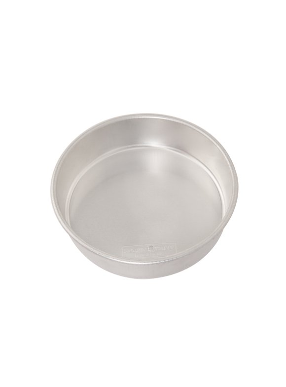 Nordic Ware Naturals 9" Aluminum Round Layer Cake Pan, Silver