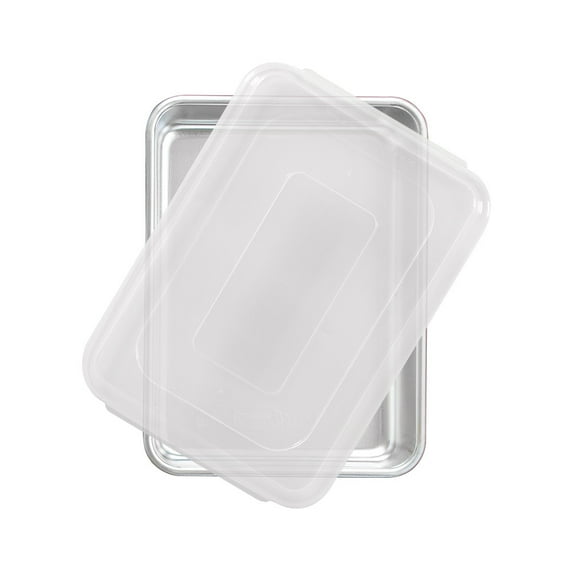 Nordic Ware Naturals 9 x 13 inch Rectangular Cake Pan with Storage Lid