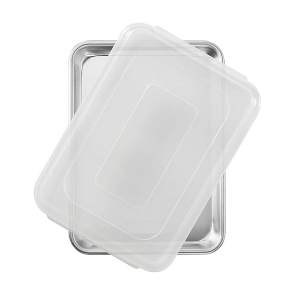Nordic Ware Naturals® Baker's Quarter Sheet Pan with Lid