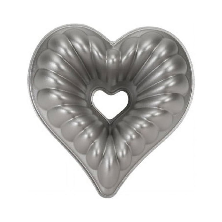  Nordic Ware Elegant Heart Bundt Pan: Heart Cake Pan: Home &  Kitchen