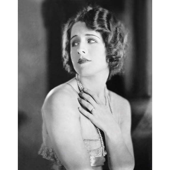 Norma Shearer Portrait (8 x 10)