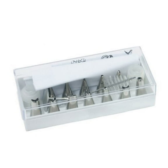 Norpro 18 Piece Cake/Decorating Set