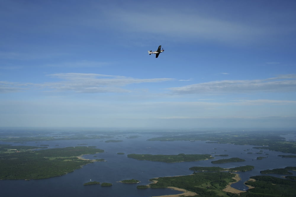 North American P-51 Cavalier Mustang Canvas Art - Daniel KarlssonStocktrek Images (35 x 24)