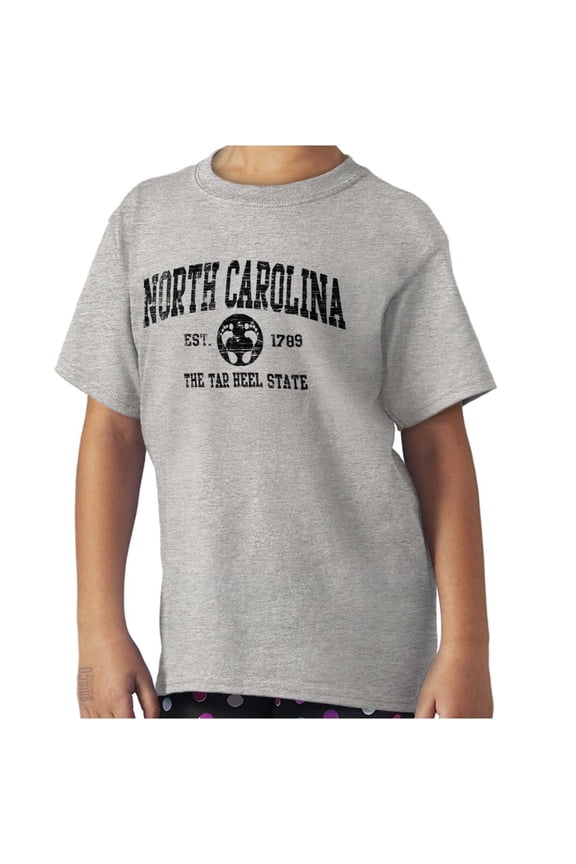 North Carolina Cute Footprints Beach Crewneck T Shirts Boy Girl Teen Brisco Brands M