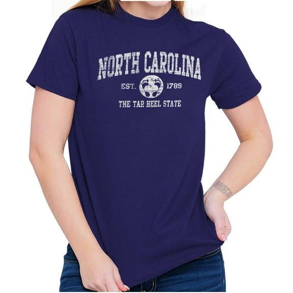 North Carolina Cute Footprints Beach Men's Graphic T Shirt Tees Brisco Brands M