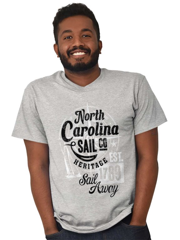 North Carolina Outer Banks Souvenir Men's Graphic T Shirt Tees Brisco Brands X