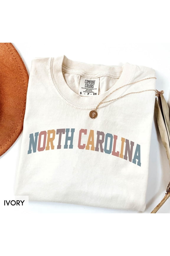 North Carolina State Travel Him Her Cute Retro Nc Trip Summer T-Shirt