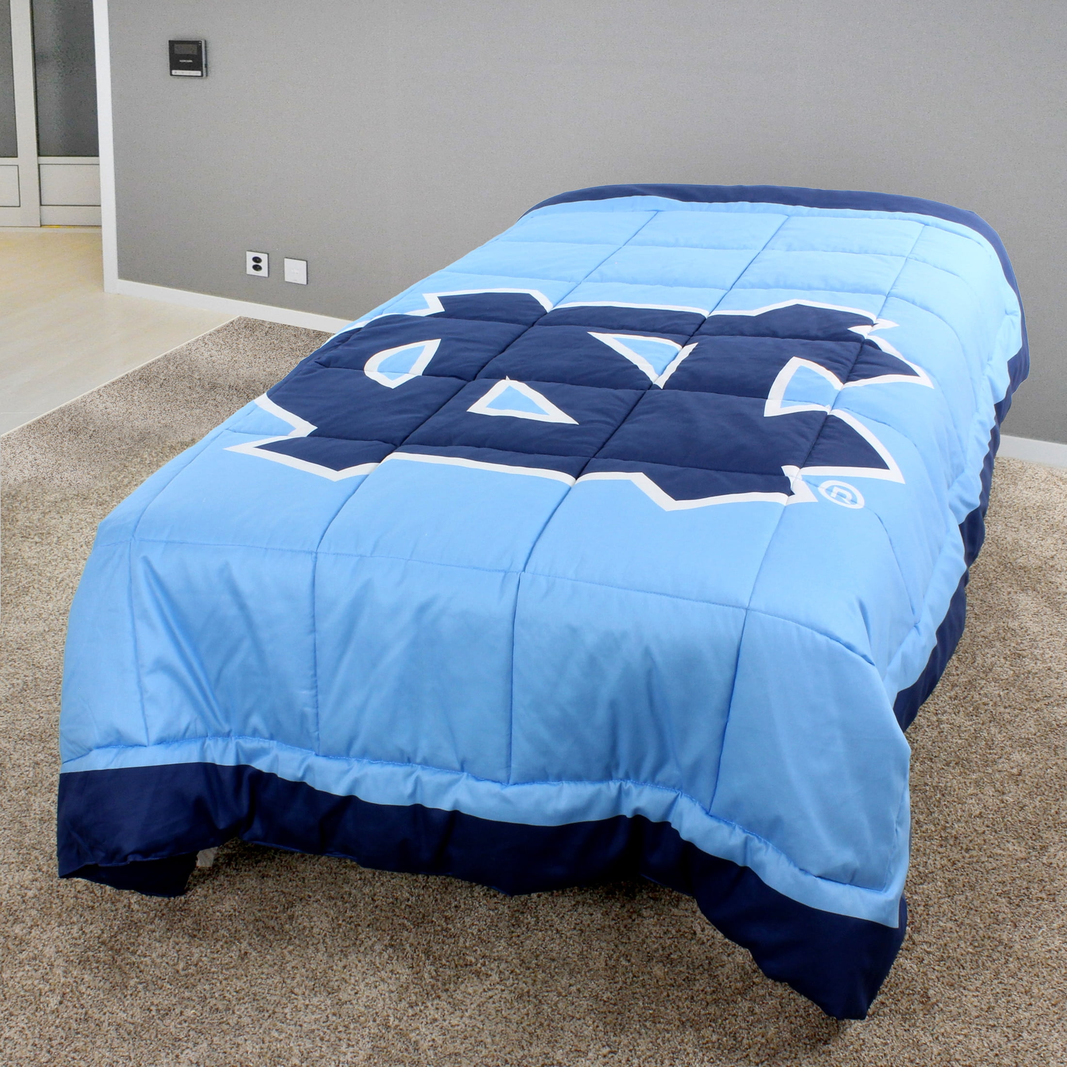 North Carolina Tar Heels 2 Sided Reversible Comforter, 100% Cotton Sateen, 80" x 90", Full