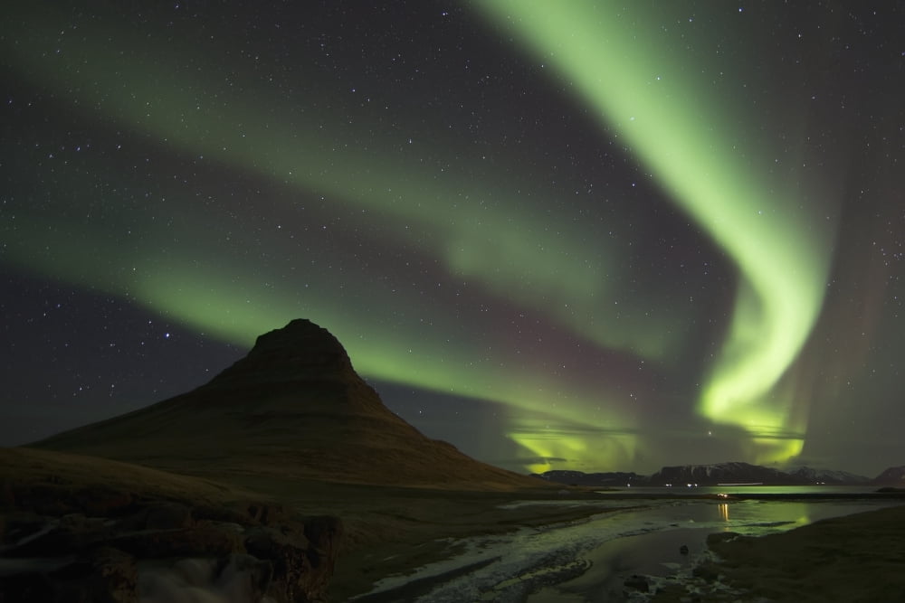 Northern Lights (Aurora Borealis) Over Kirkjufell In The Town Of Grundarfjorthur Snaefellsness Peninsula Grundarfjorthur Iceland Canvas Art - Robert Postma Design Pics (38 x 24)