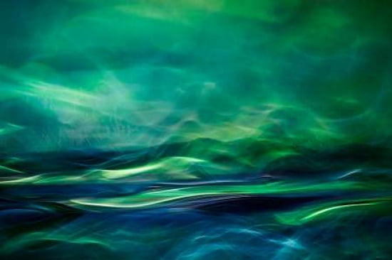 Northern Lights Canvas Art - Willy Marthinussen (12 x 18)