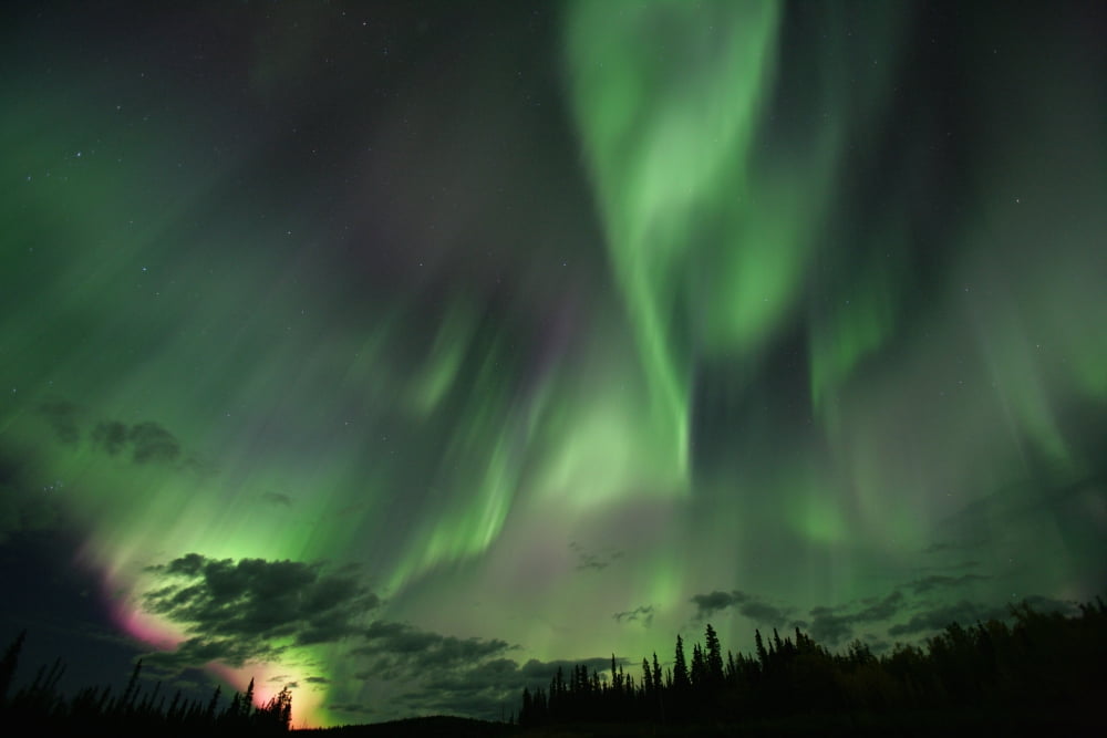 Northern Lights Yukon Canvas Art - Robert Postma Design Pics (18 x 12)