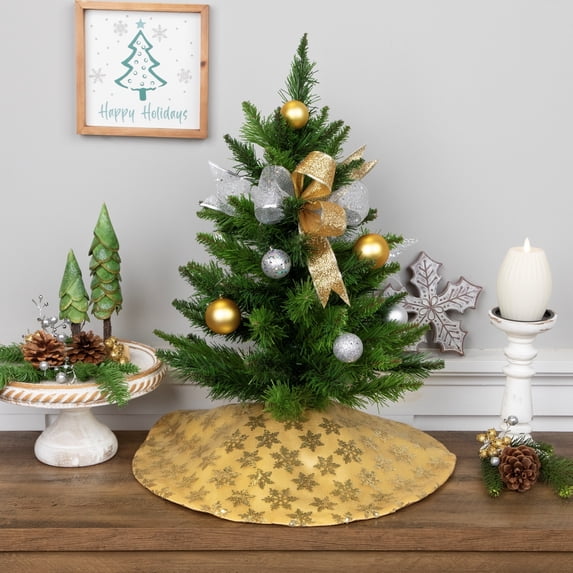 Northlight equin Snowflake Pattern Mini Christmas Tree Skirt - Gold - 20"