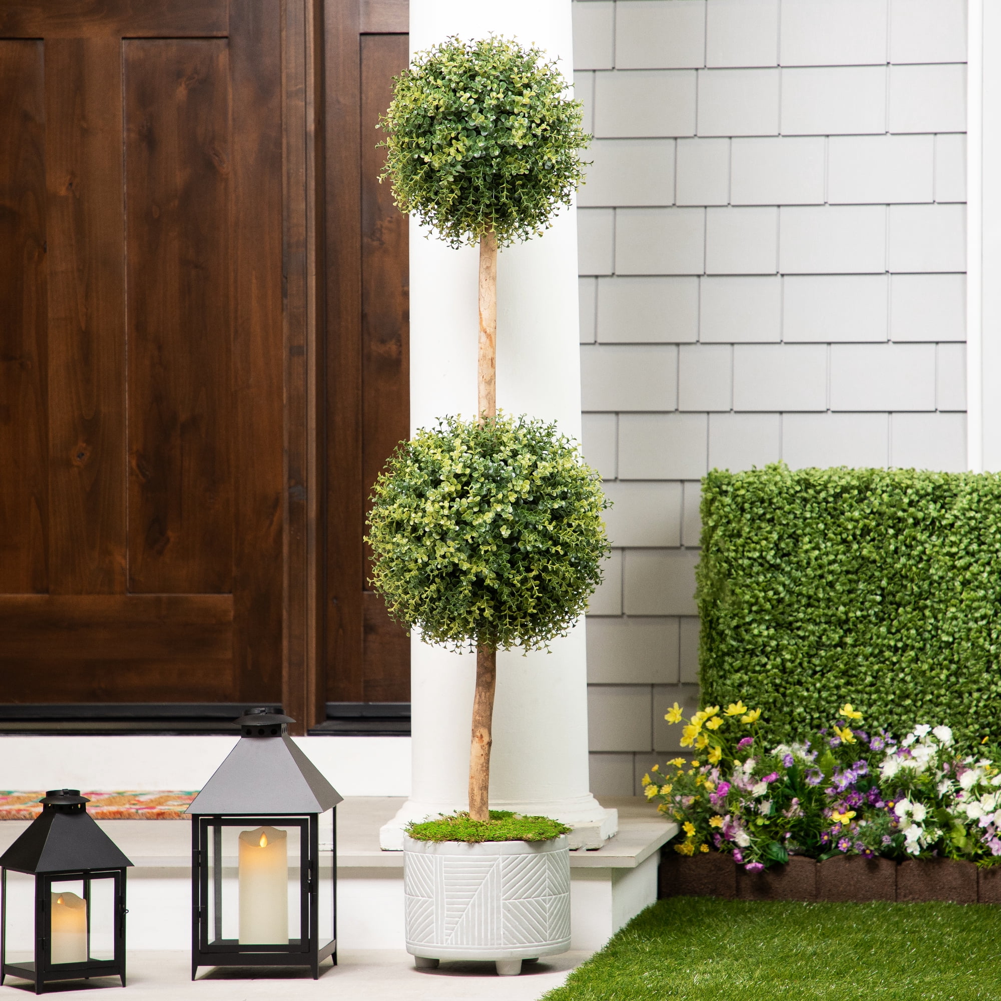 Northlight 4.6’ Unlit Artificial Potted Two-Tone Boxwood Double Ball Topiary Tree