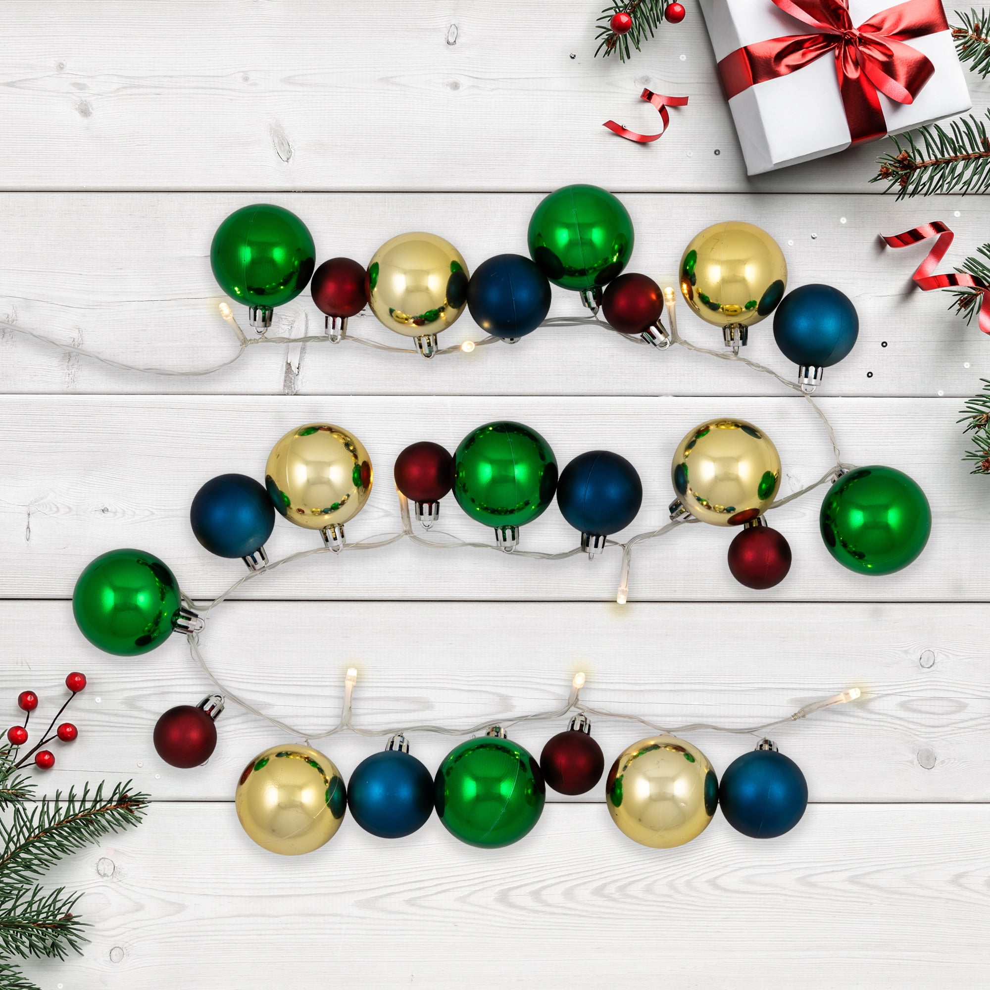 Northlight Ornament String Light Christmas Garland - LED Warm White  - 3' - 10ct - Green