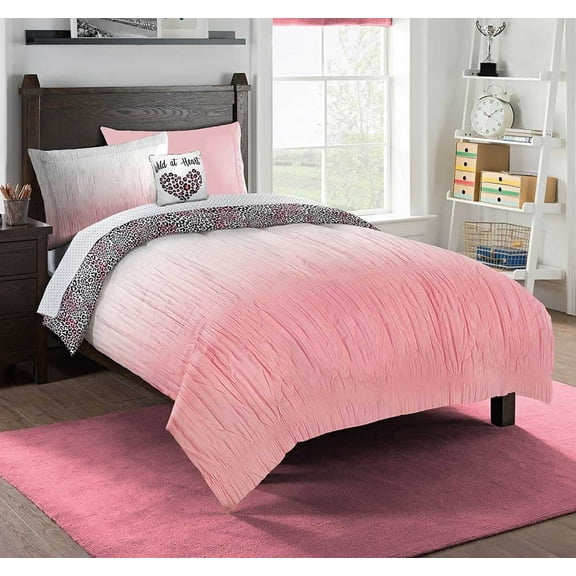 Northwest Kids 6-Piece Wild At Heart Twin Bed In A Bag with Decorative Pillow