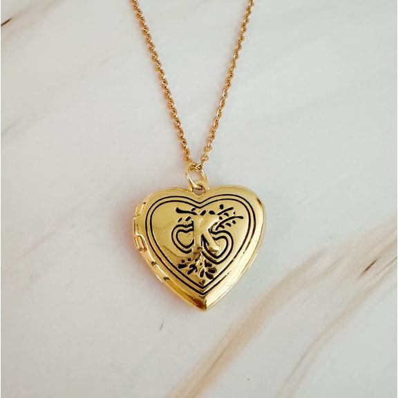 Ellison+Young Nostalgic Heart Initial Open Locket Woman Necklace, 18 inch chain