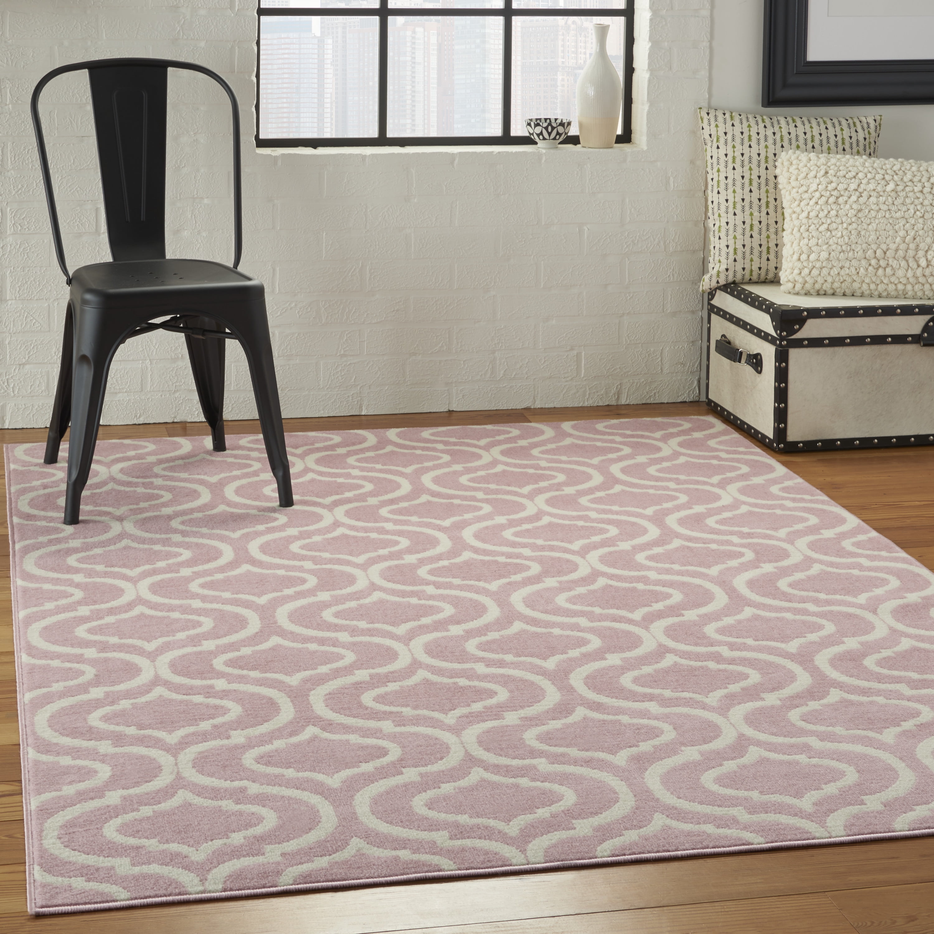 Nourison Bliss Transitional Moroccan Pink 4' x 6' Area Rug, (4' x 6')