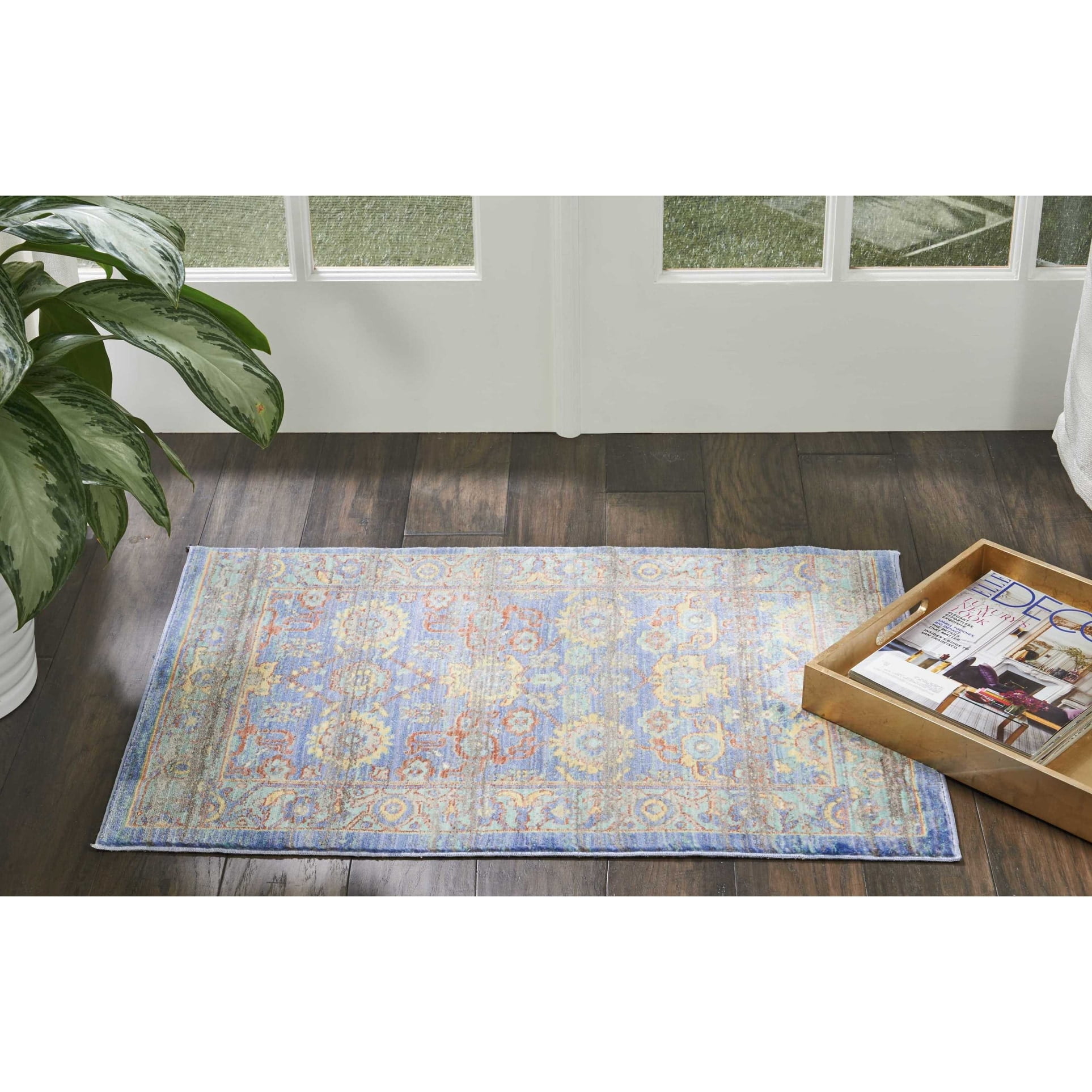 Bohemian Bliss Blue Floral Low-Pile Synthetic Area Rug, 2' x 3'