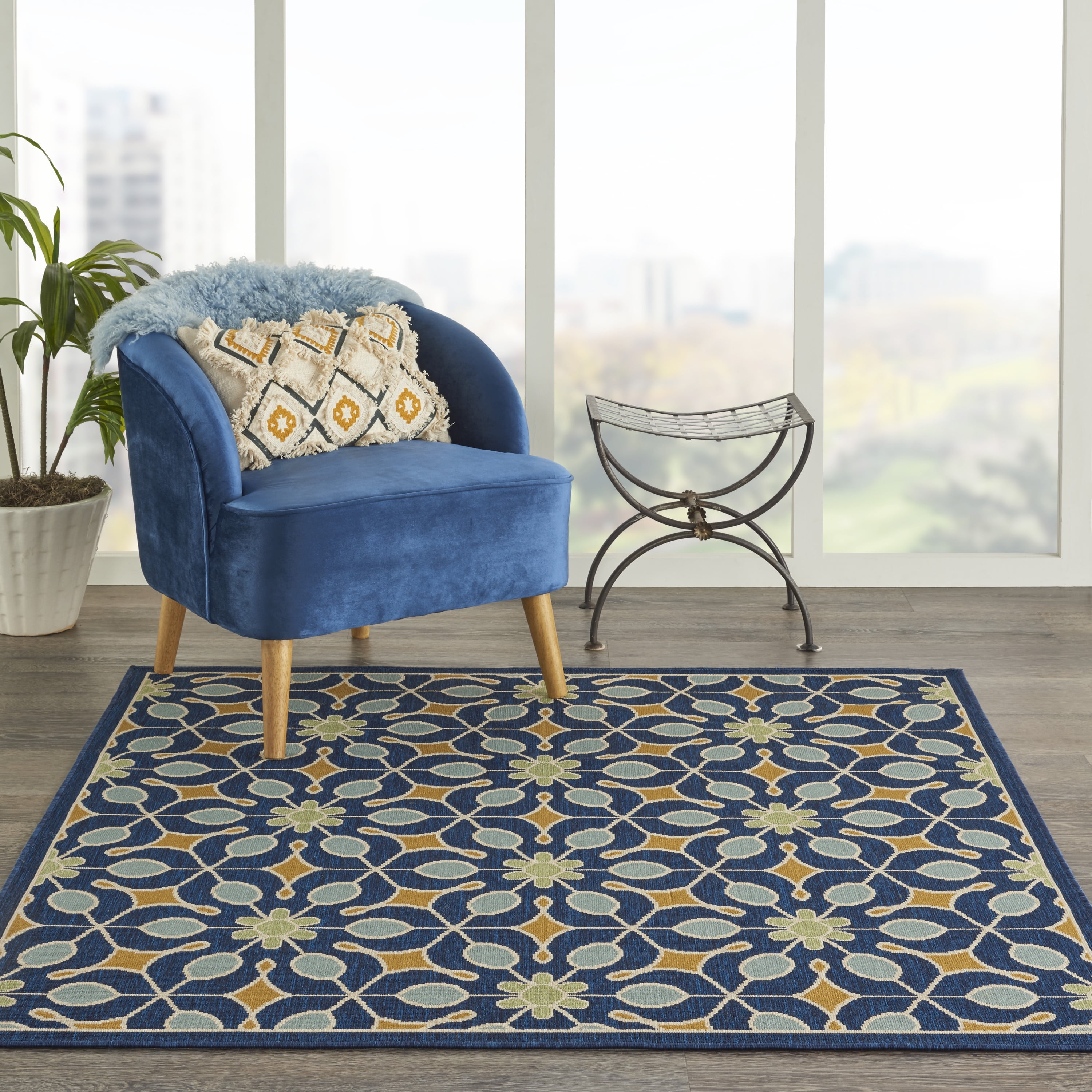 Nourison Caribbean Indoor/Outdoor Retro Floral Navy 5'3" x SQUARE Area Rug, (5' Square)