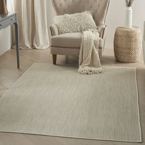 Nourison Courtyard Indoor/Outdoor Ivory Silver 6' x 9' Area Rug, (6x9)