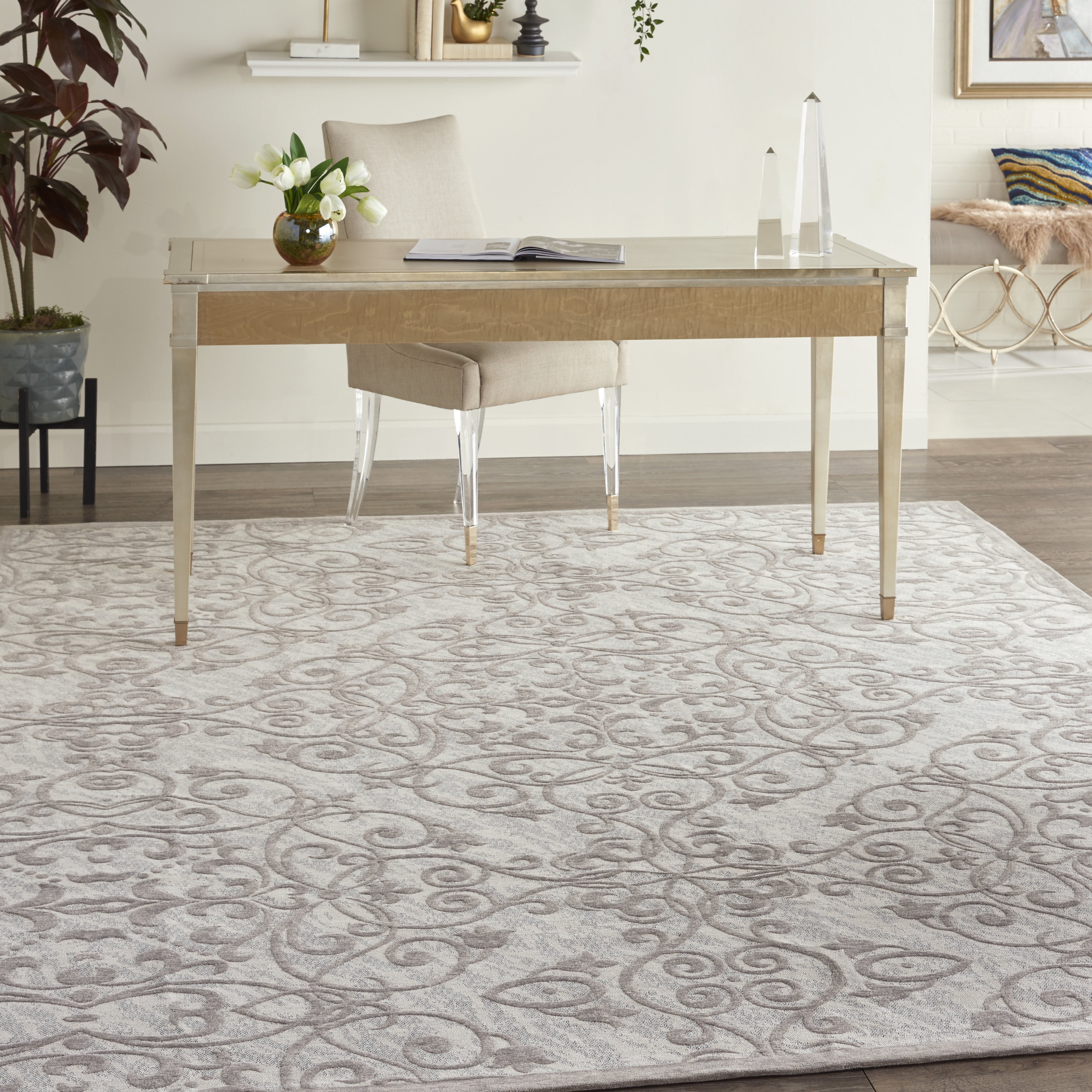 Ivory and Grey Elegance 8'x10' Chenille-Wool Blend Area Rug