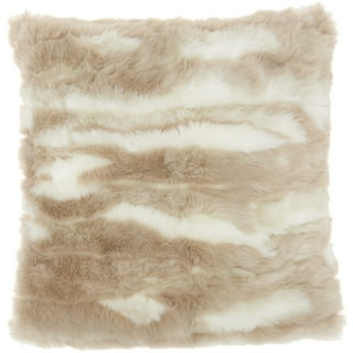 Sofia Home Braided Faux Fur 20 inch x 20 inch Ombre Tan Decorative Pillow by Sofia Vergara, Brown