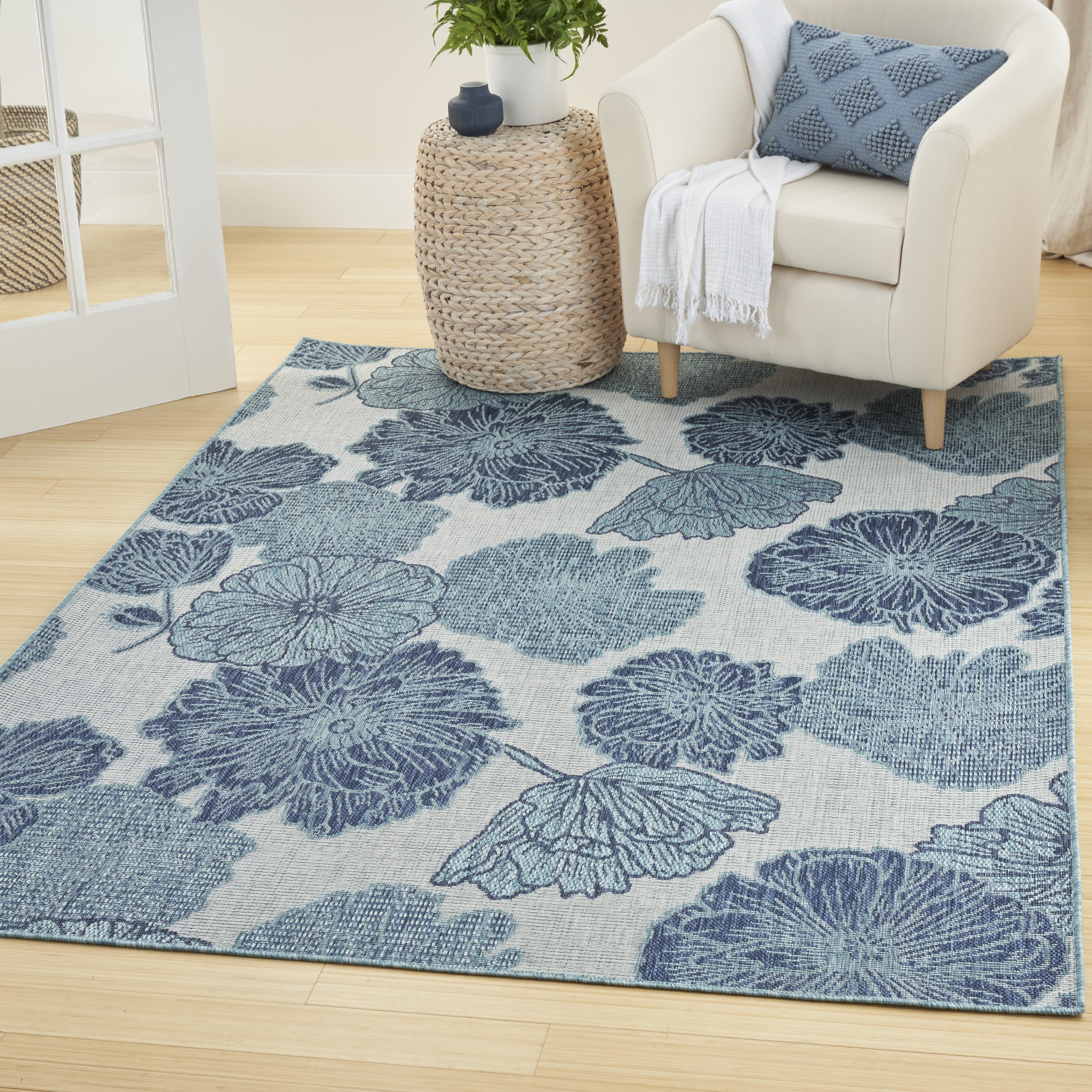 Nourison Garden Oasis Indoor/Outdoor Blue 4' x 6' Area Rug (4x6 ...