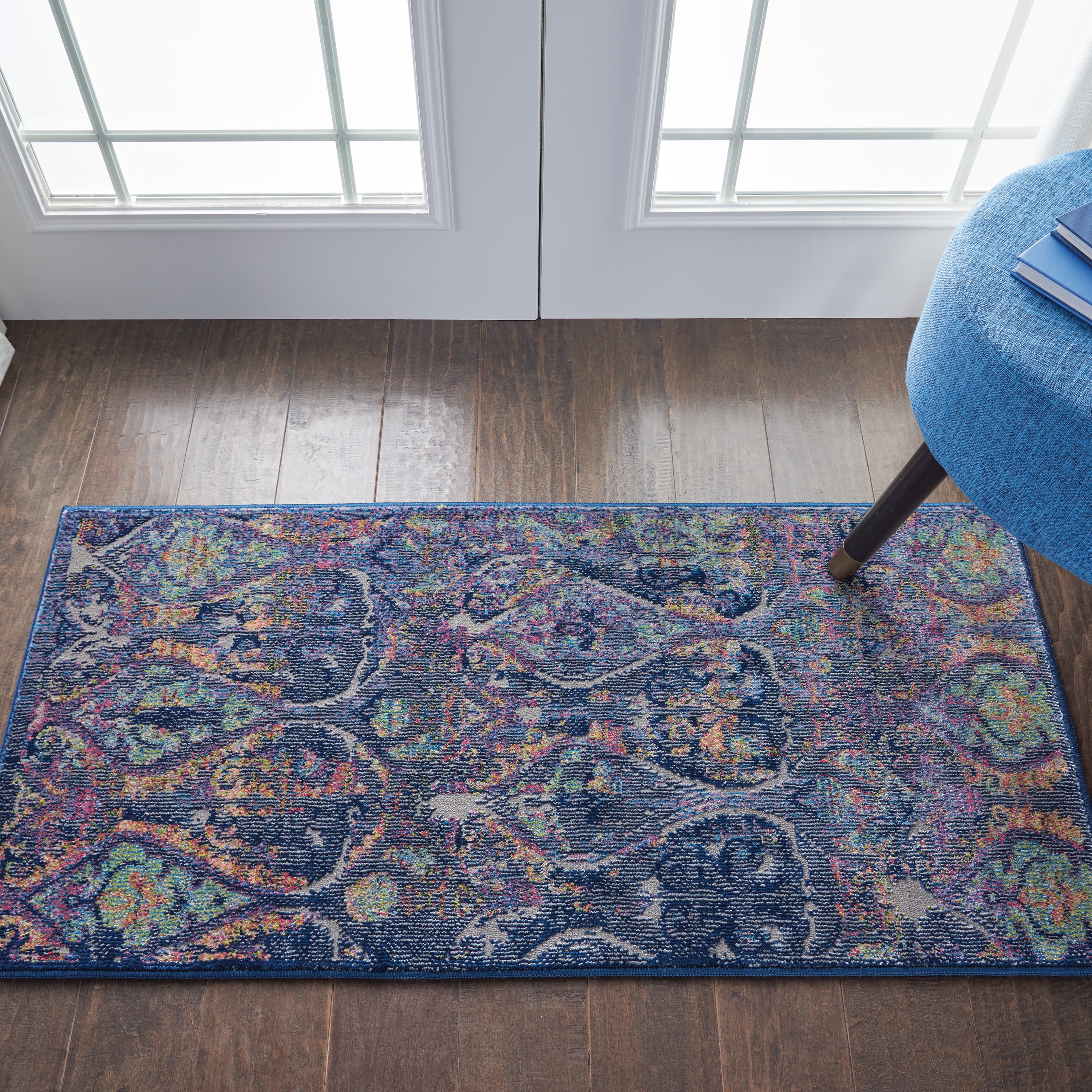Silky Sheen Bohemian Navy 2' x 4' Synthetic Area Rug
