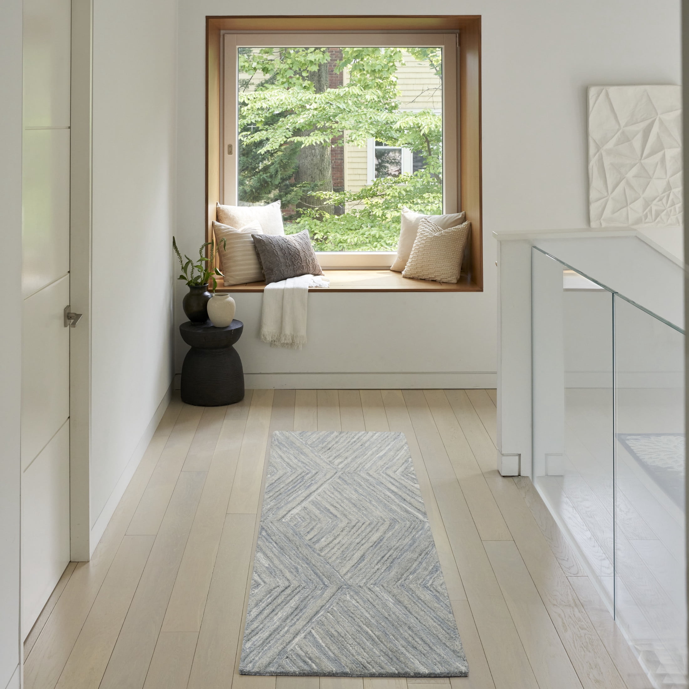 Nourison Graceful 2'3" x 7'6" Blue Modern Indoor Rug