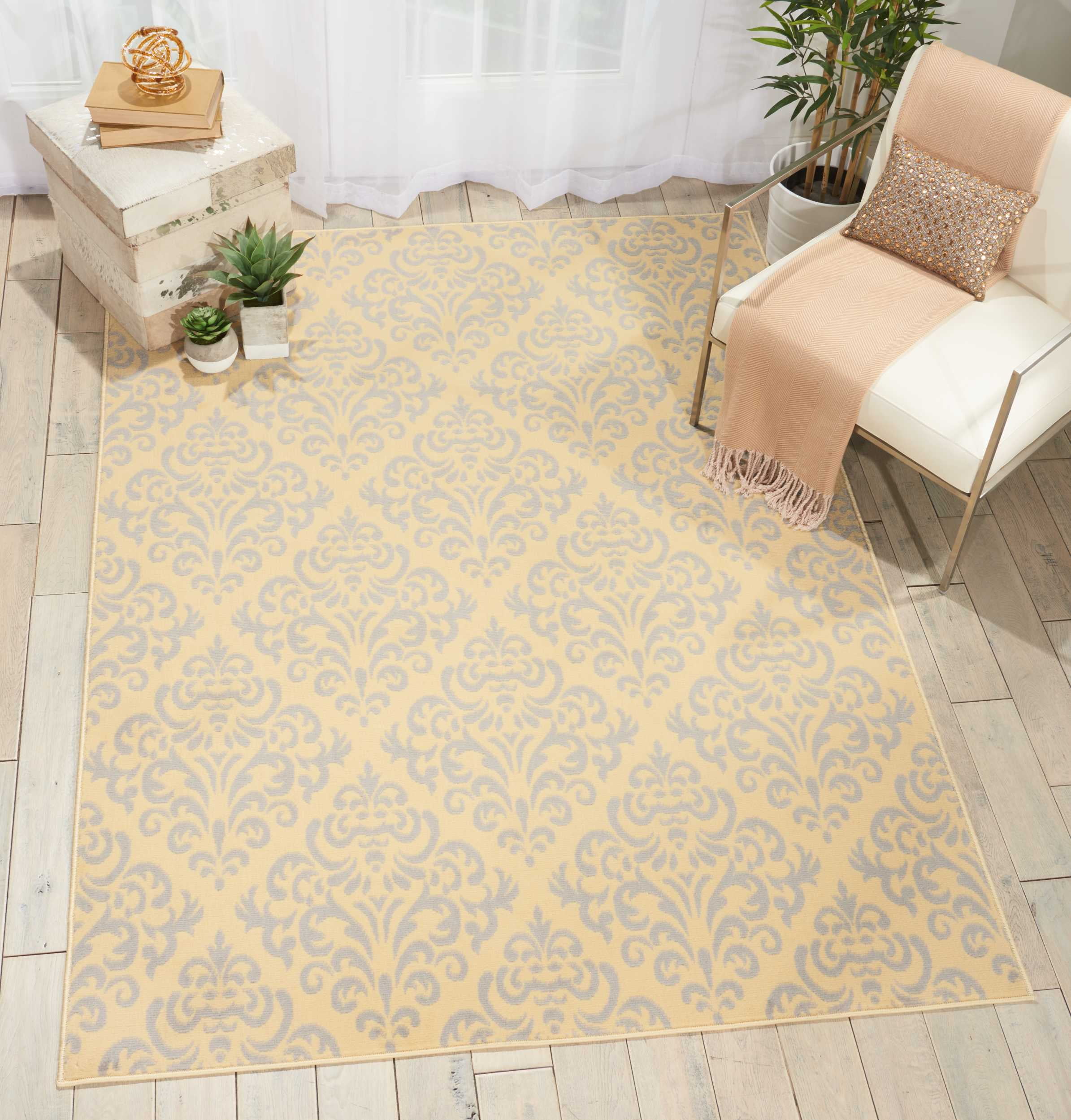 Cream and Gray Geometric Synthetic 5' x 7' Area Rug