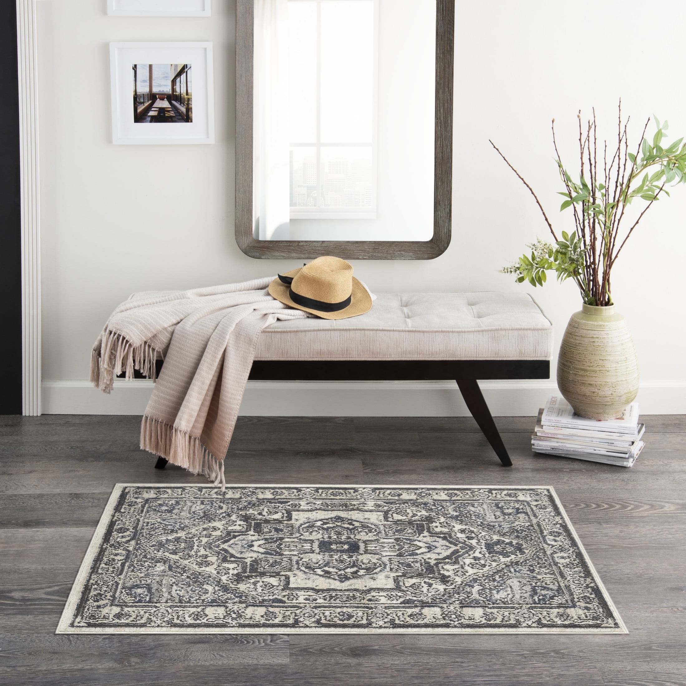 Nourison Concerto 2'2" x 3'9" Ivory Navy Vintage Indoor Rug