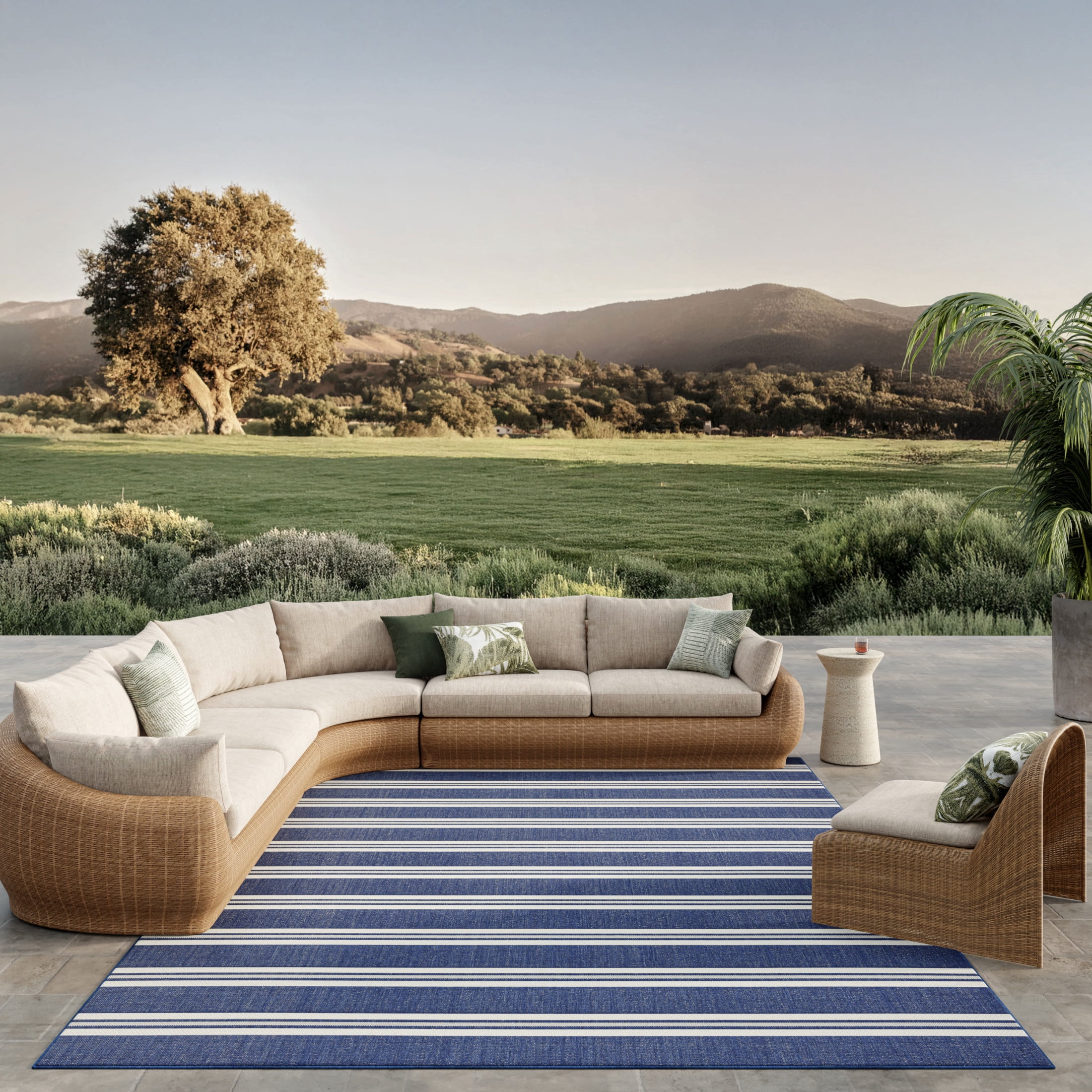 Nourison Horizon Indoor/Outdoor 9' x 12' Navy Modern Rug