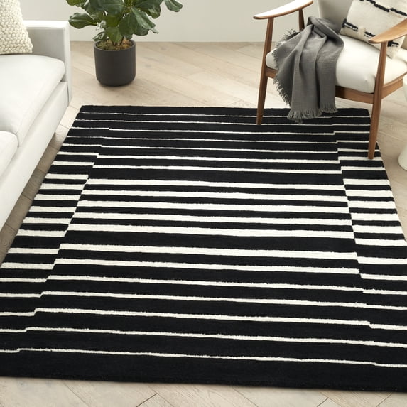 Nourison Modern Edge 7'9" x 9'9" Black Ivory Indoor Rug