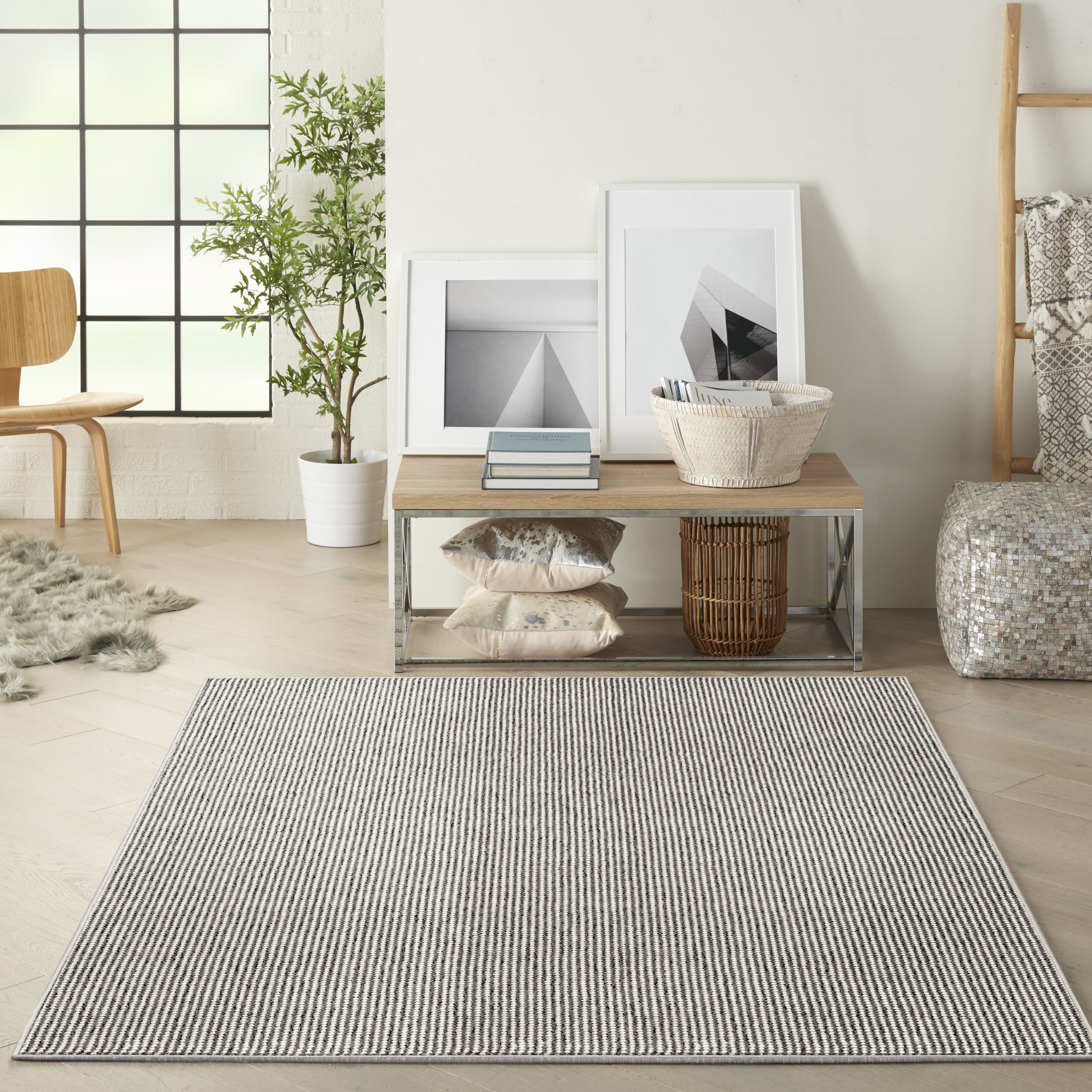 Nourison Natural Texture All-over design Ivory Grey 3'11" x 5'11" Area Rug (4x6)