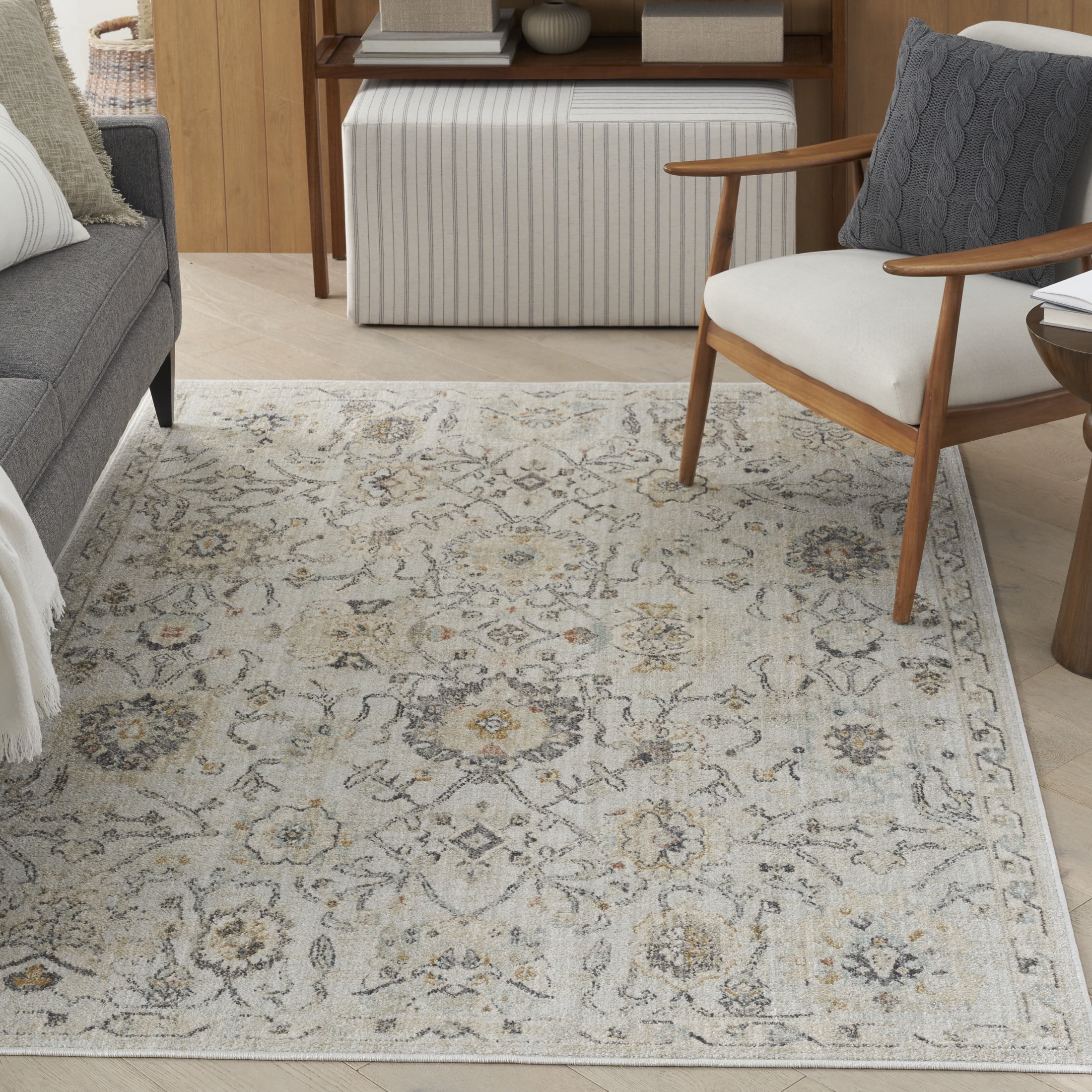 Gray Floral Synthetic Rectangular 4' x 6' Area Rug