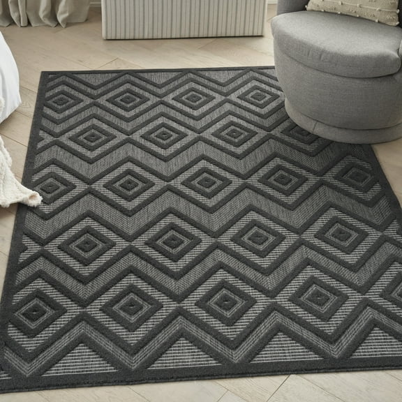 Nourison Versatile Indoor/Outdoor Charcoal/Black 5' x 7' Area Rug, (5x7)