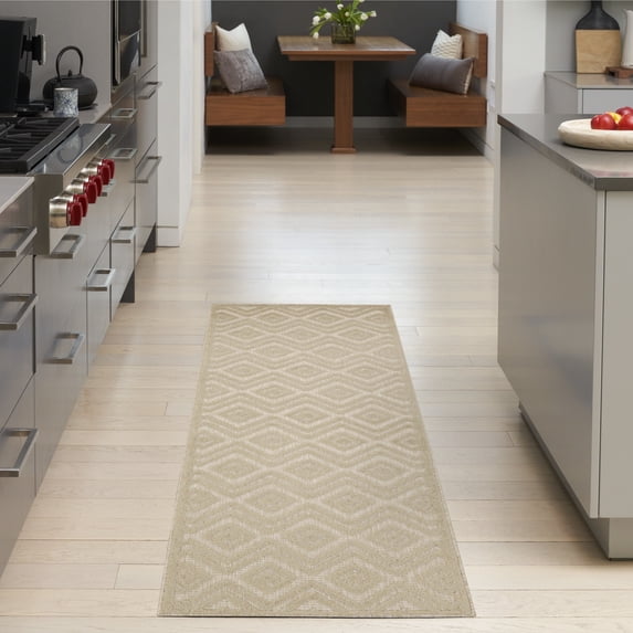 Nourison Versatile 2'2" x 7'6 Cream Modern Rug